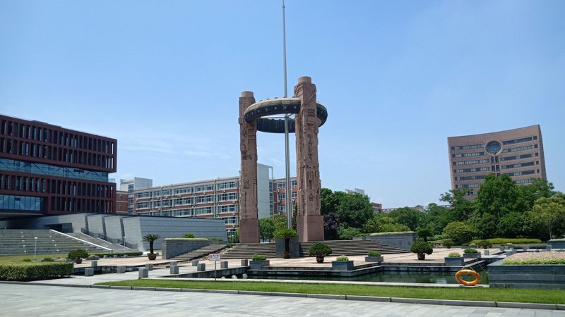 揭秘深圳SMT贴片DIP插件厂：核心技术解析与应用场景